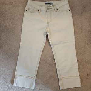 Old Navy Low Waist Capris